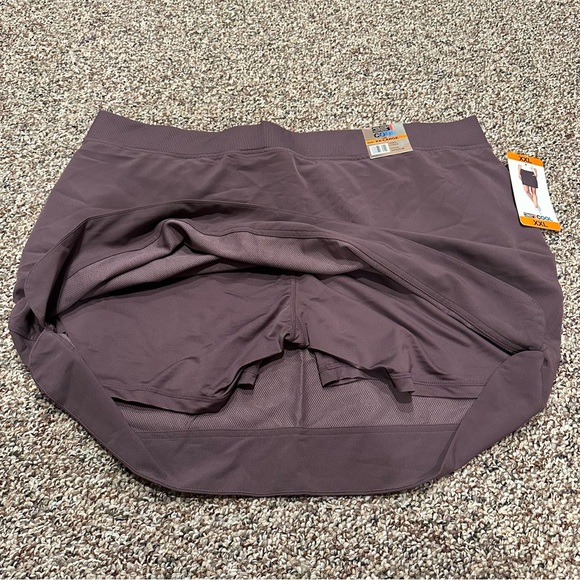 32 Degrees Women's Skort - Dark Plum - Picture 9 of 10